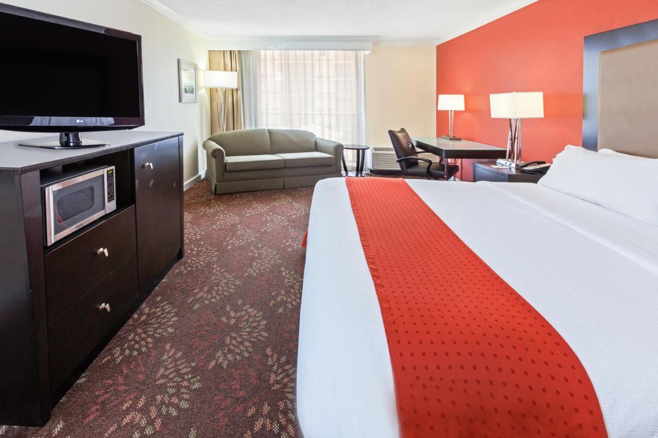 Holiday Inn Tyler - Conference Center By Ihg Dış mekan fotoğraf