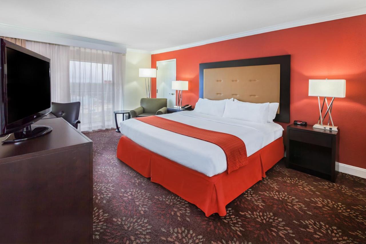 Holiday Inn Tyler - Conference Center By Ihg Dış mekan fotoğraf
